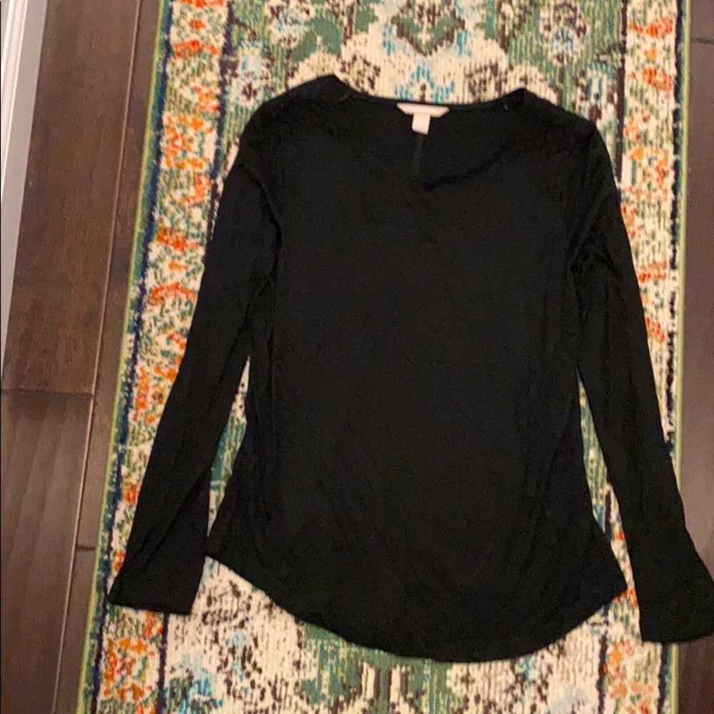 Banana republic black shoulder detail long sleeve